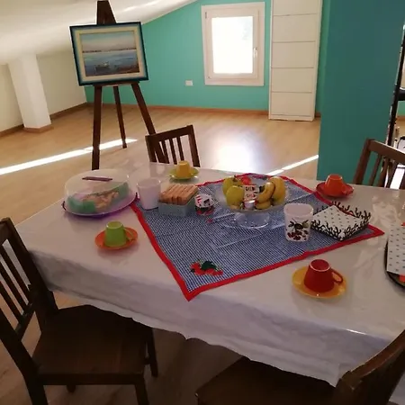 Alojamento de Acomodação e Pequeno-almoço Casetta 42