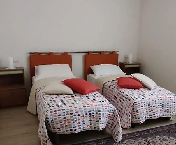 Casetta 42 Bed & Breakfast Volpino